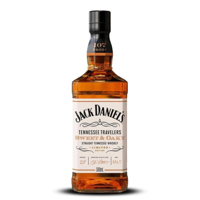 Jack Daniel’s Tennessee Travelers Sweet & Oaky Tennessee Whisky 50cl Jack Daniel’s Tennessee Travelers Sweet & Oaky Tennessee Whisky 50cl