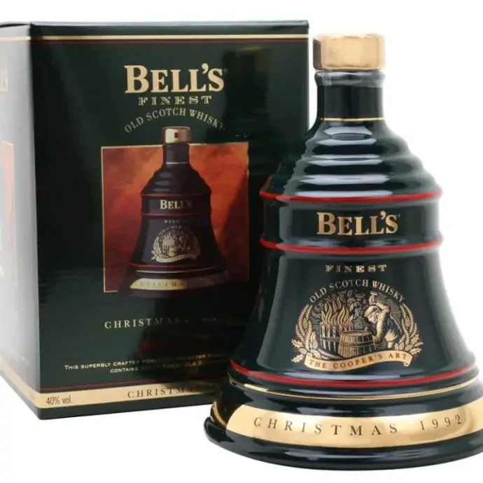 Bell's Decanter Christmas 1992 Finest Old Scotch Whisky 70cl